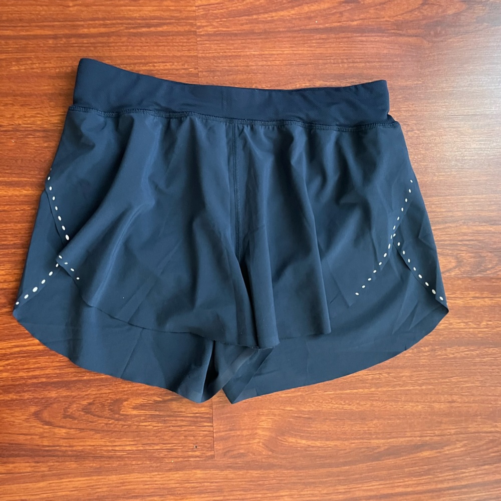 Lululemon Find Your Pace High-rise - great condition! Only worn a few times